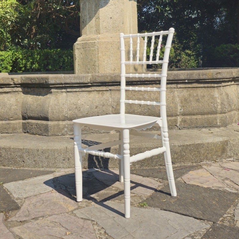PAQUETE de 100 SillasTiffany Blanca